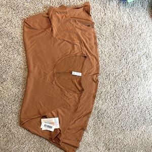 NWT LuLaRoe Perfect t Shirt extra small